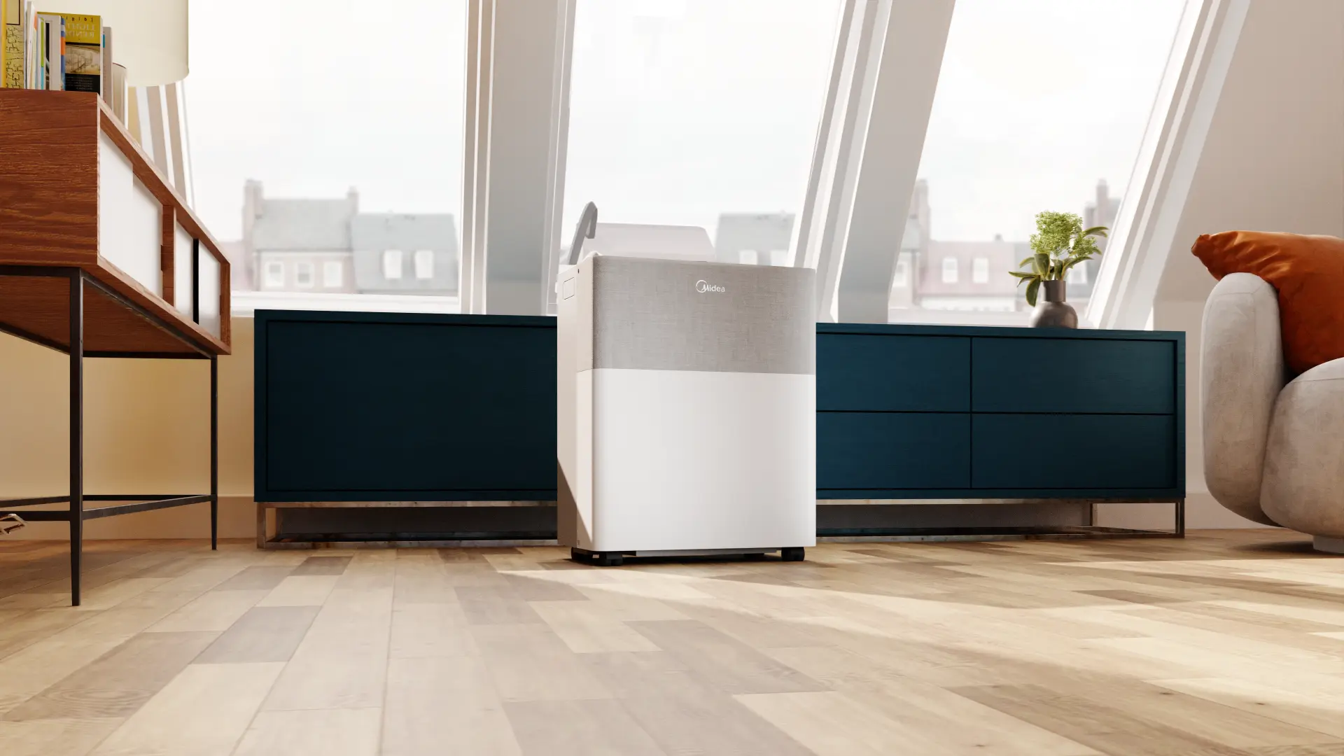 Midea PortaSplit binnenunit in een lichte woonkamer